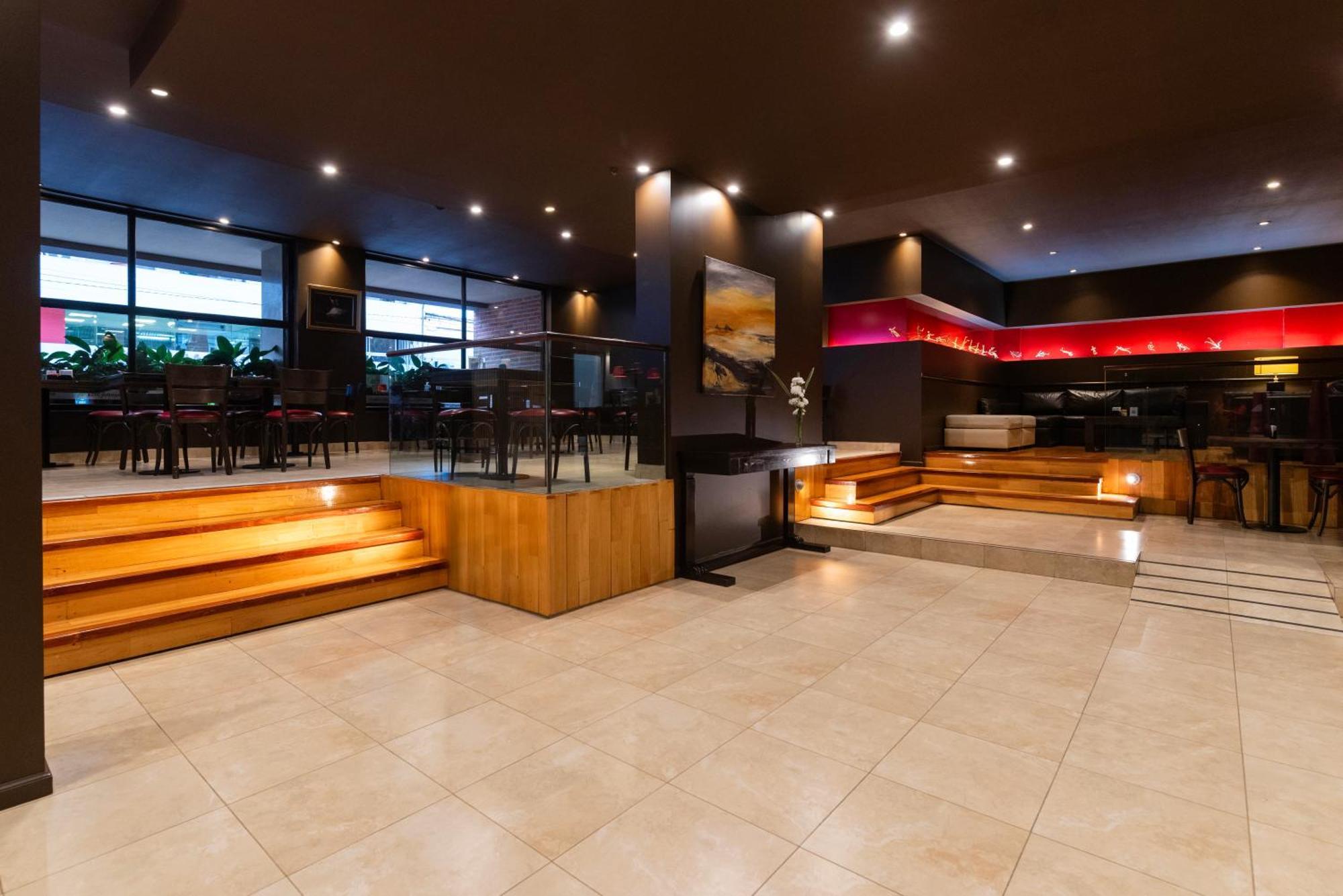 Howard Johnson Plaza Jujuy San Salvador de Jujuy Exterior foto